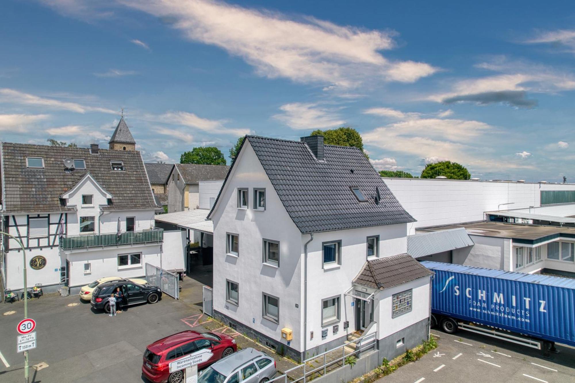 Stillvolle Wohnung Bei Koeln / Bonn Flughafen 로마어 외부 사진